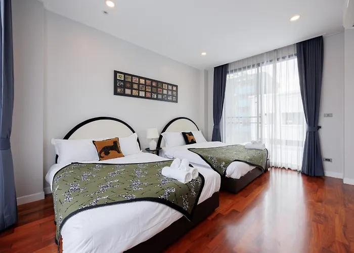 曼谷市中心七卧室独栋豪华泳池别墅 Villa Bangkok
